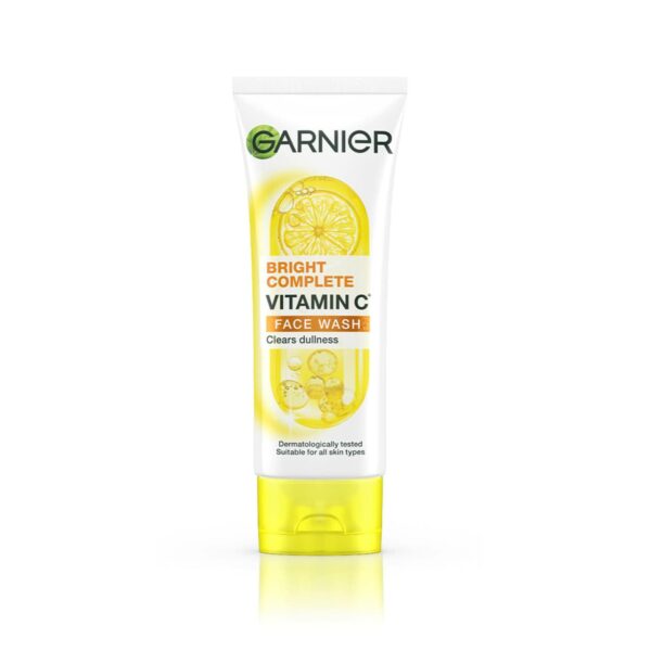 Garnier bright complete vitamin C facewash 50gm